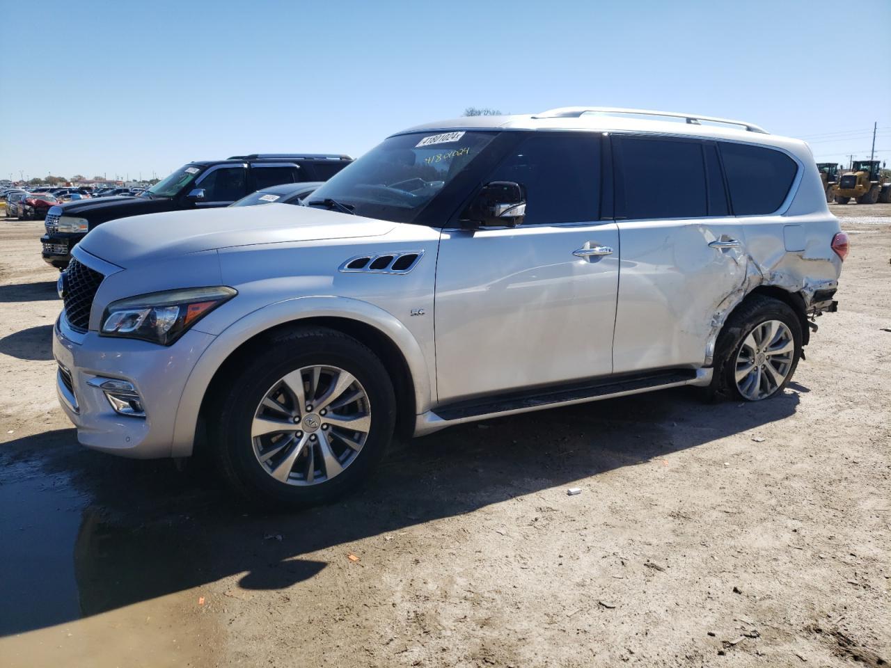 2015 INFINITI QX80 car image