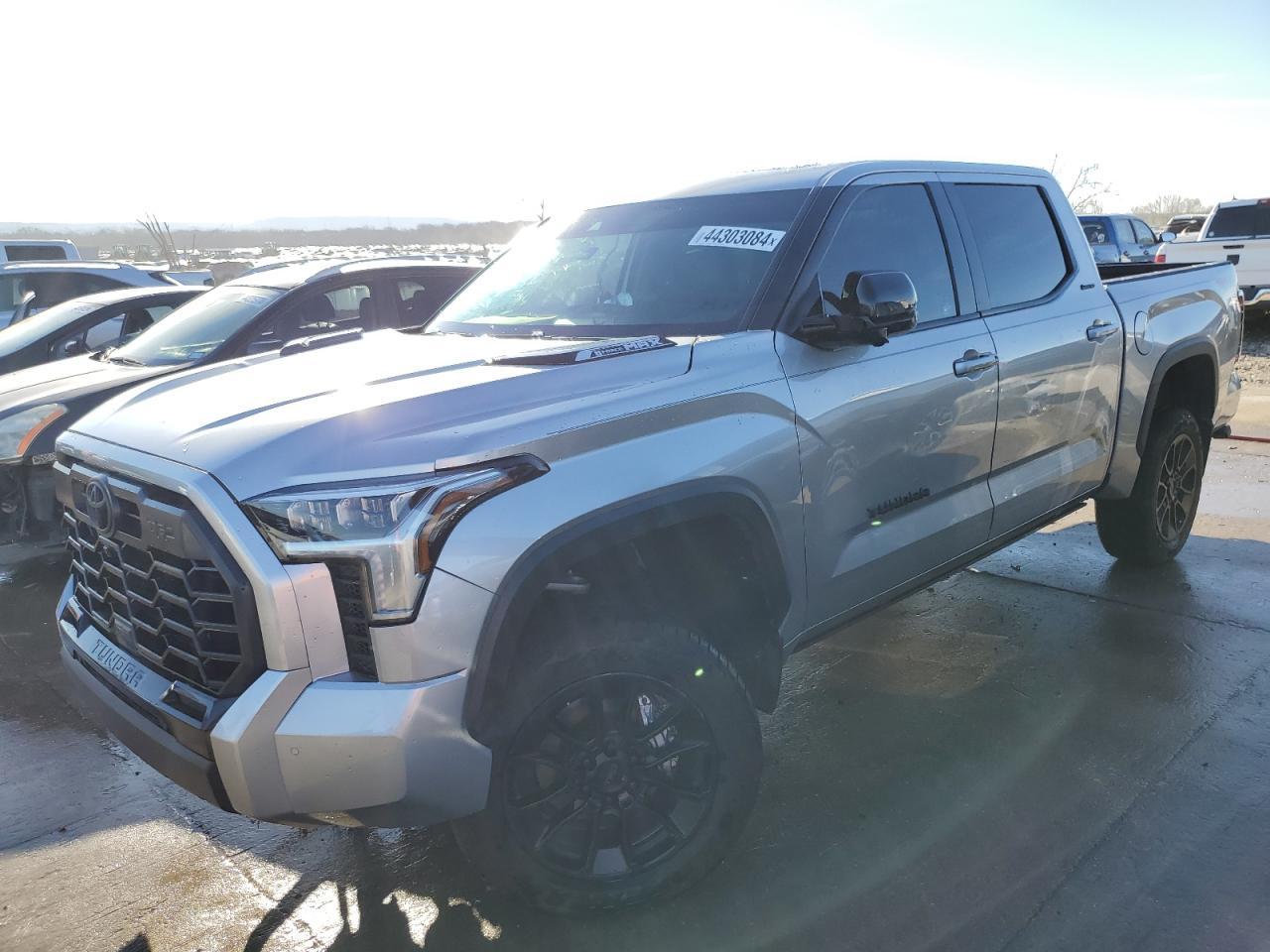 2024 TOYOTA TUNDRA CRE car image