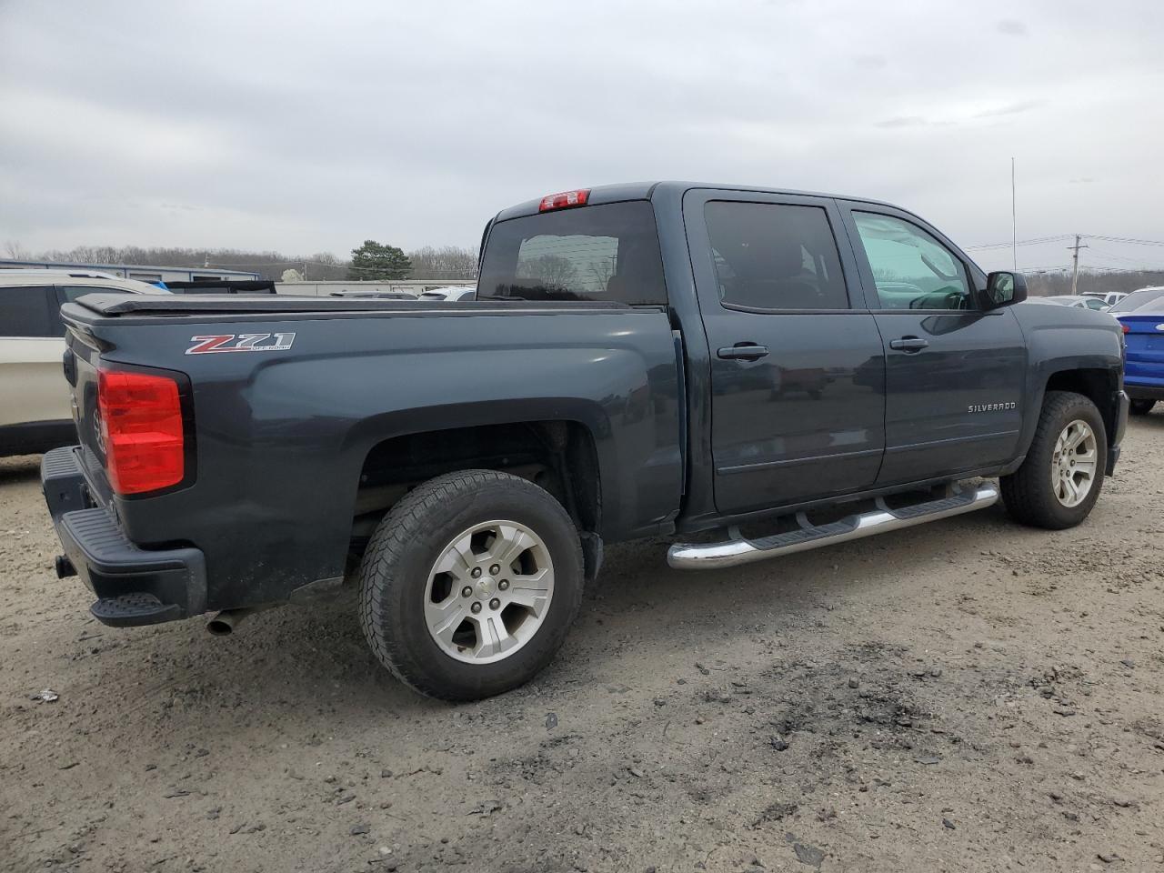 2017 CHEVROLET SILVERADO - Фото 3