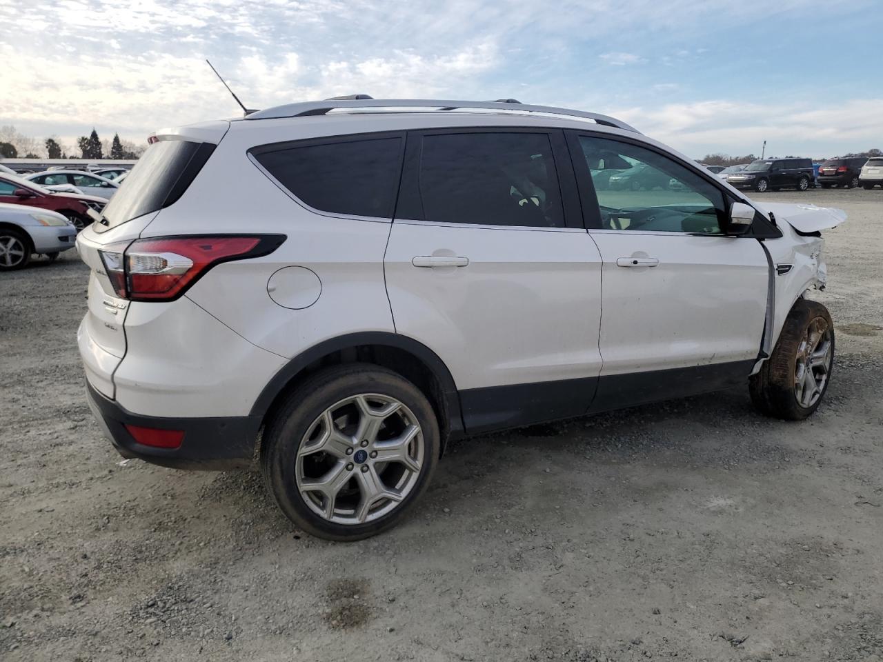 2017 FORD ESCAPE TIT - Image 3