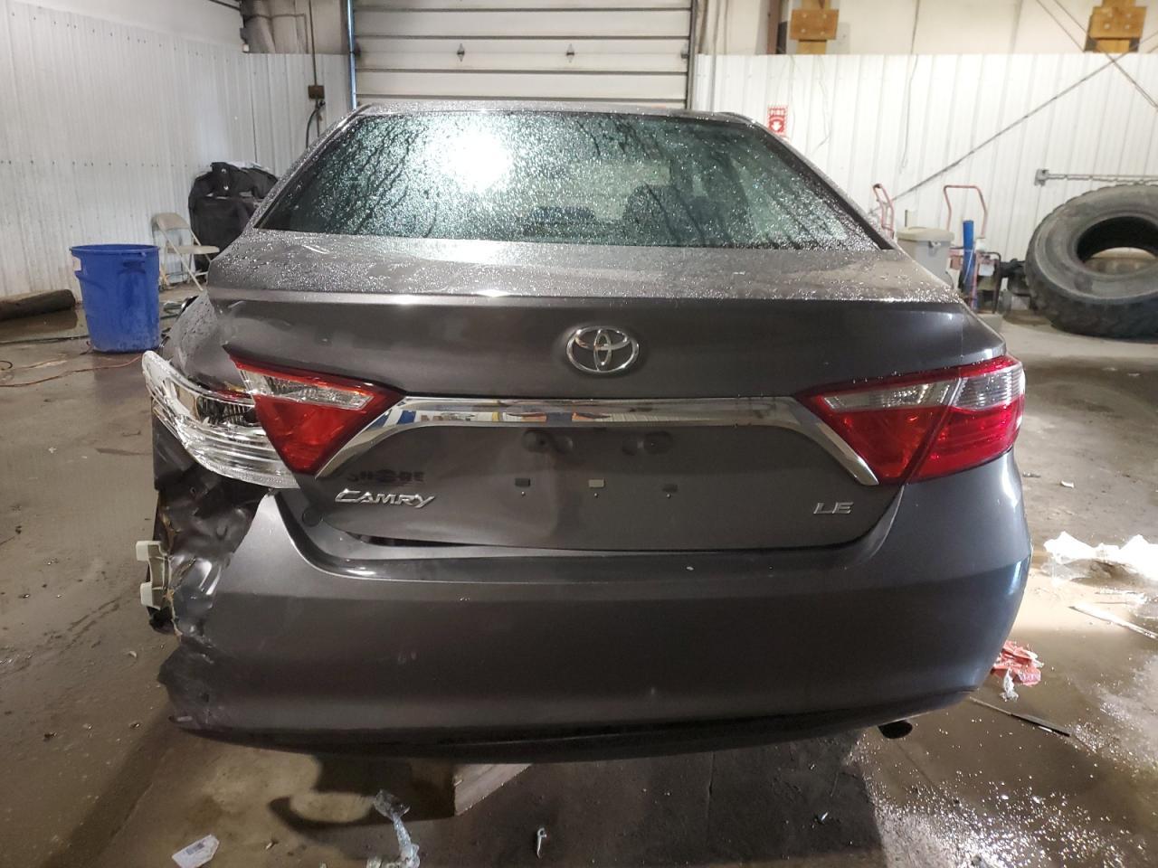 2017 TOYOTA CAMRY LE - Image 6