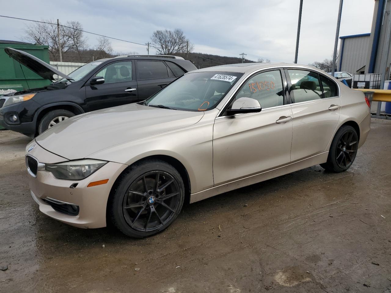 2013 BMW 328 XI car image