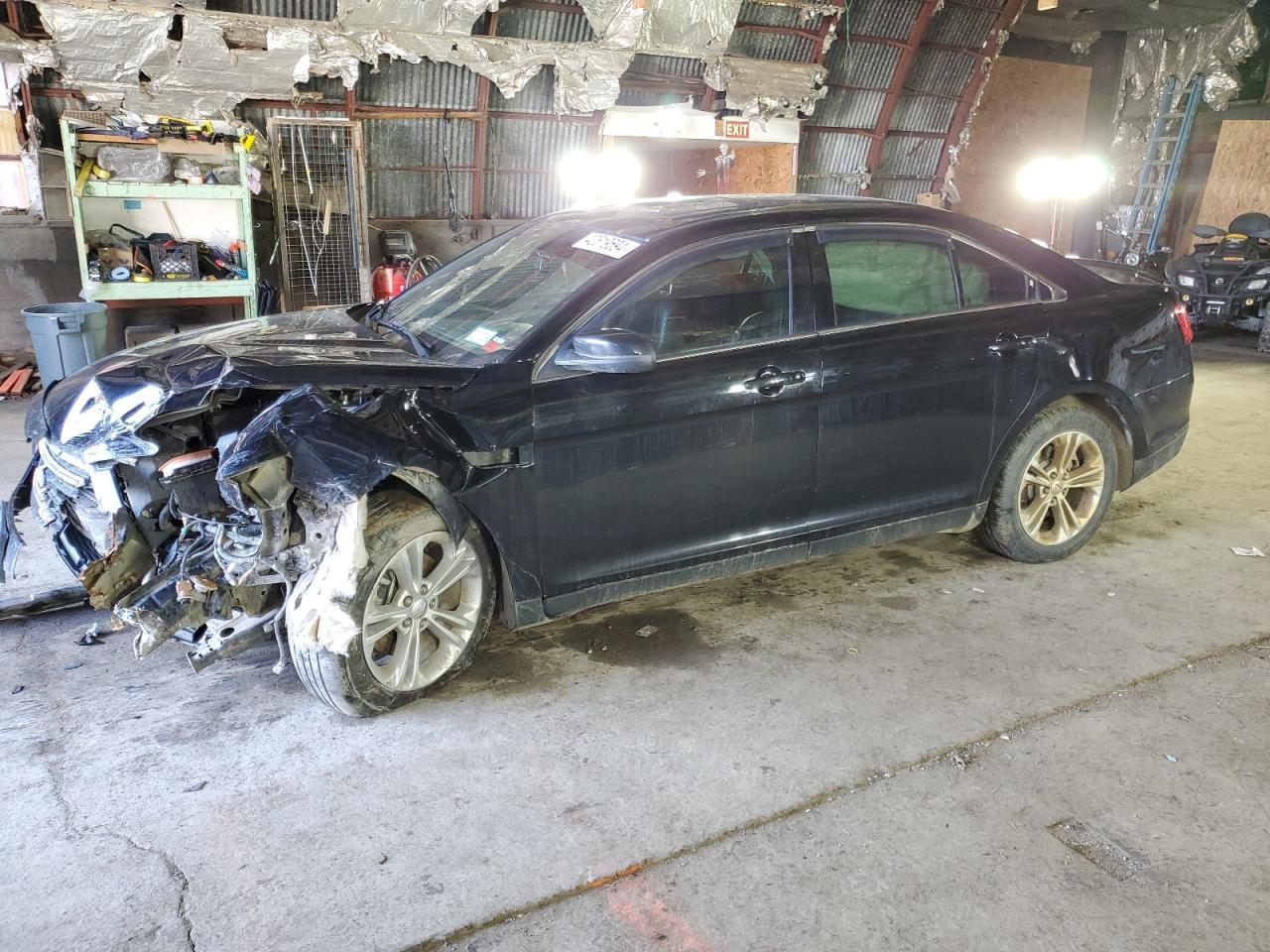 2016 FORD TAURUS SEL car image