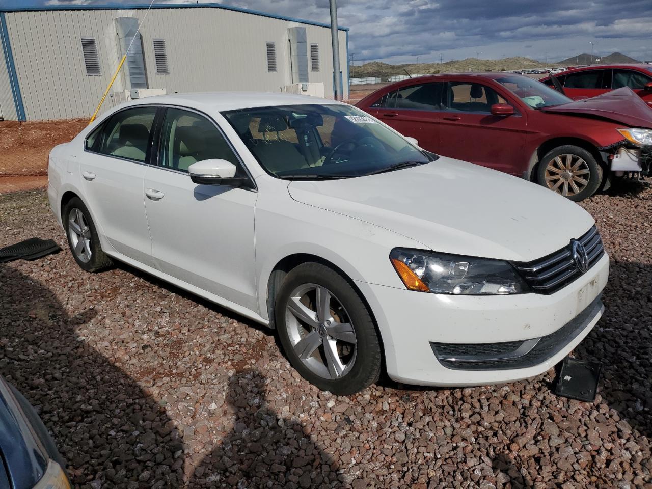 2014 VOLKSWAGEN PASSAT SE - Фото 4
