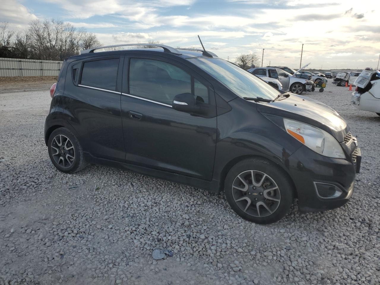 2014 CHEVROLET SPARK 2LT - Фото 4