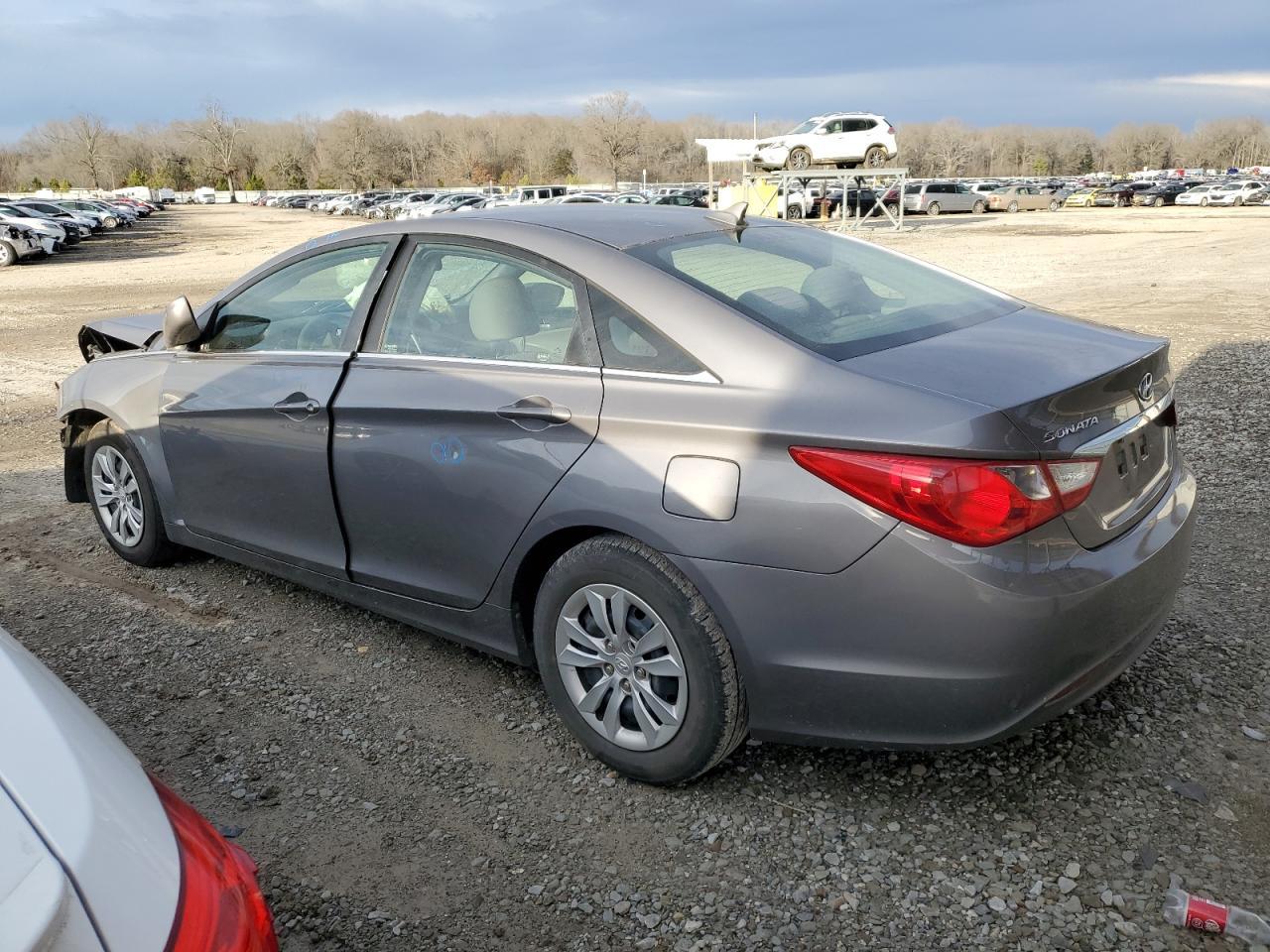 2011 HYUNDAI SONATA GLS - Image 2