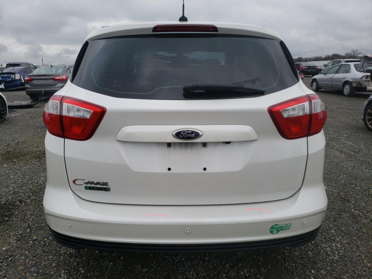 2015 FORD C-MAX PREM - Фото 6