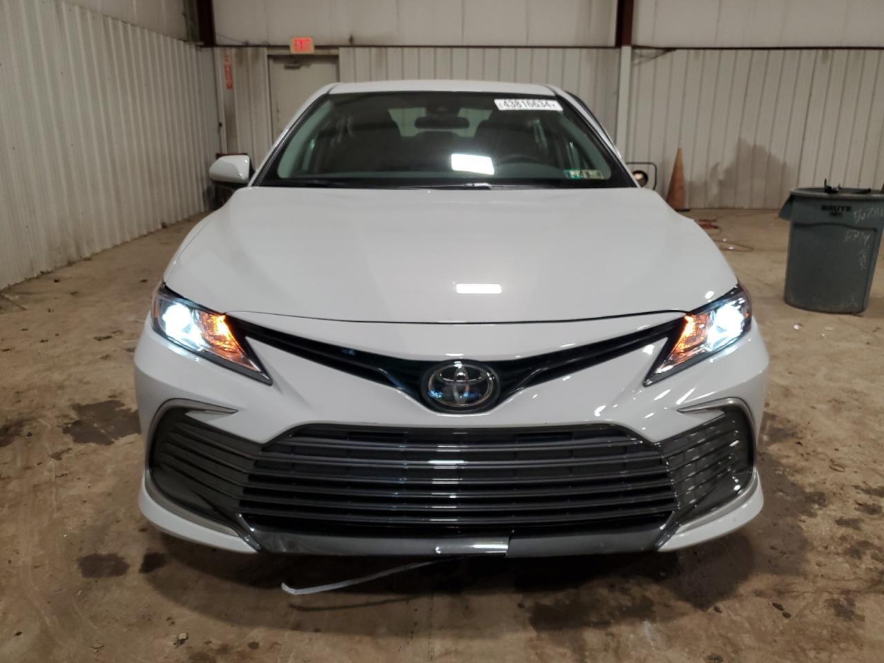 2023 TOYOTA CAMRY LE - Image 5