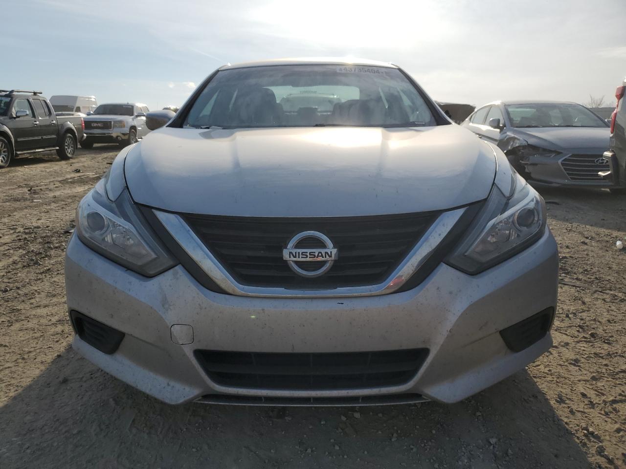 2017 NISSAN ALTIMA 2.5 - Фото 5
