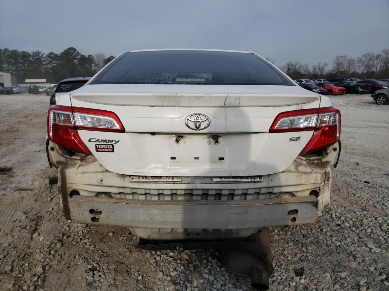 2014 TOYOTA CAMRY L - Фото 6