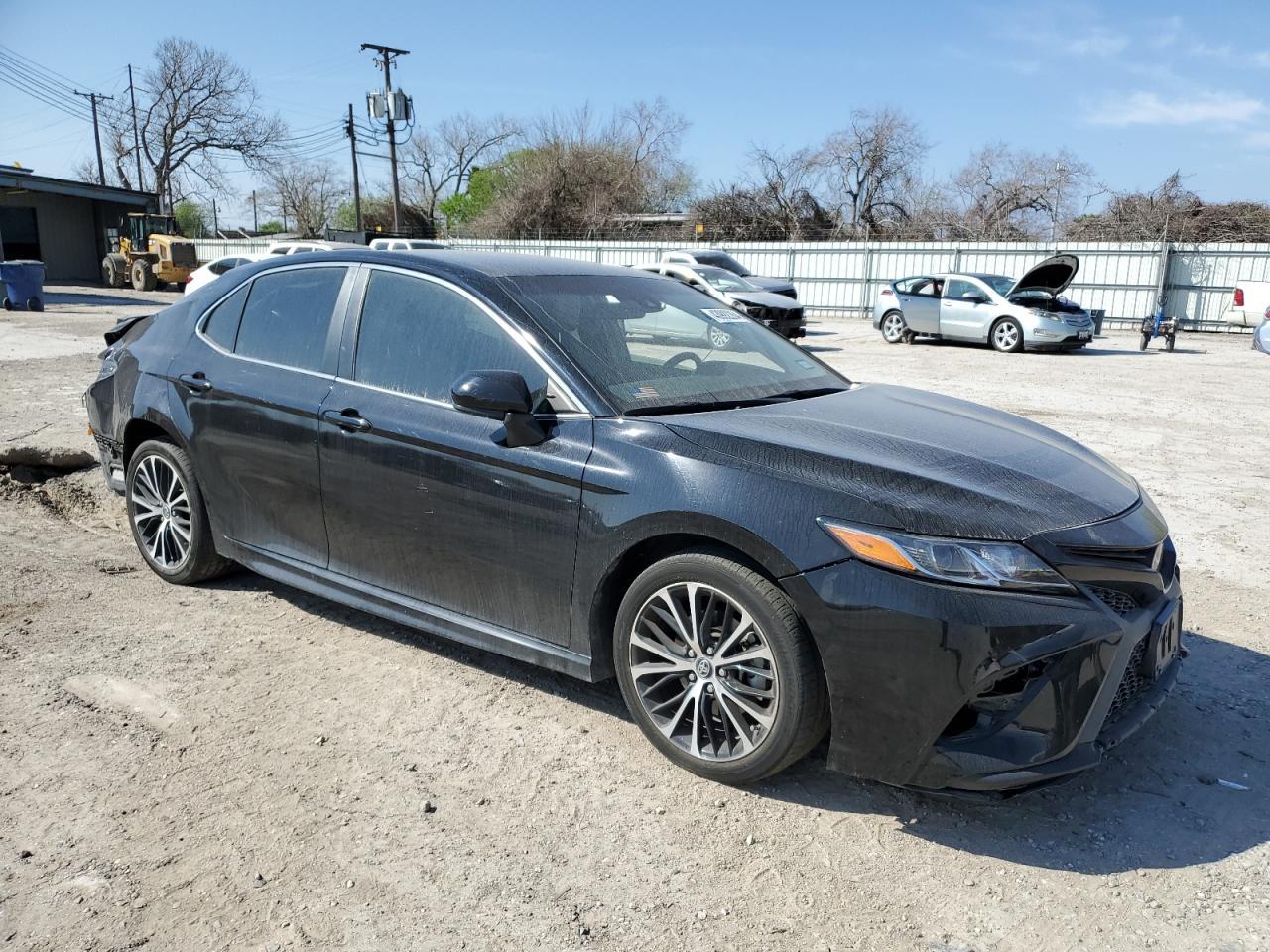 2019 TOYOTA CAMRY L - Фото 4