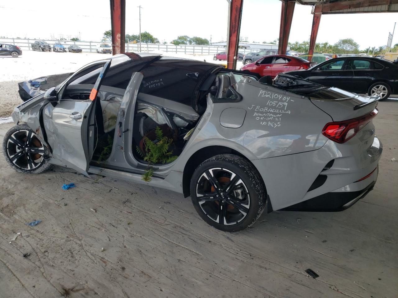 2021 KIA K5 GT LINE - Image 2