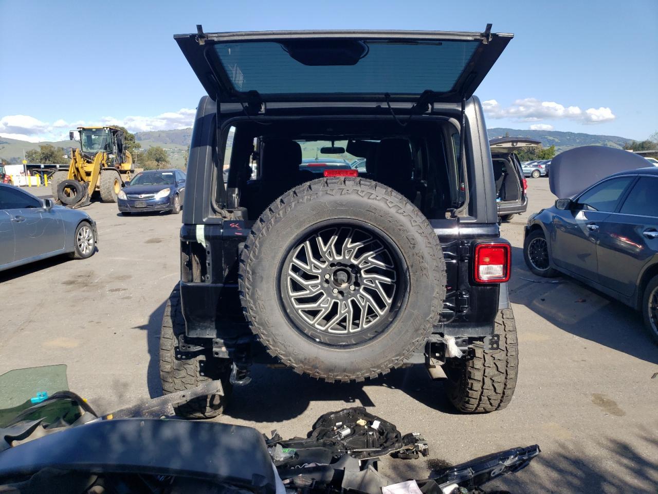 2020 JEEP WRANGLER U - Image 6