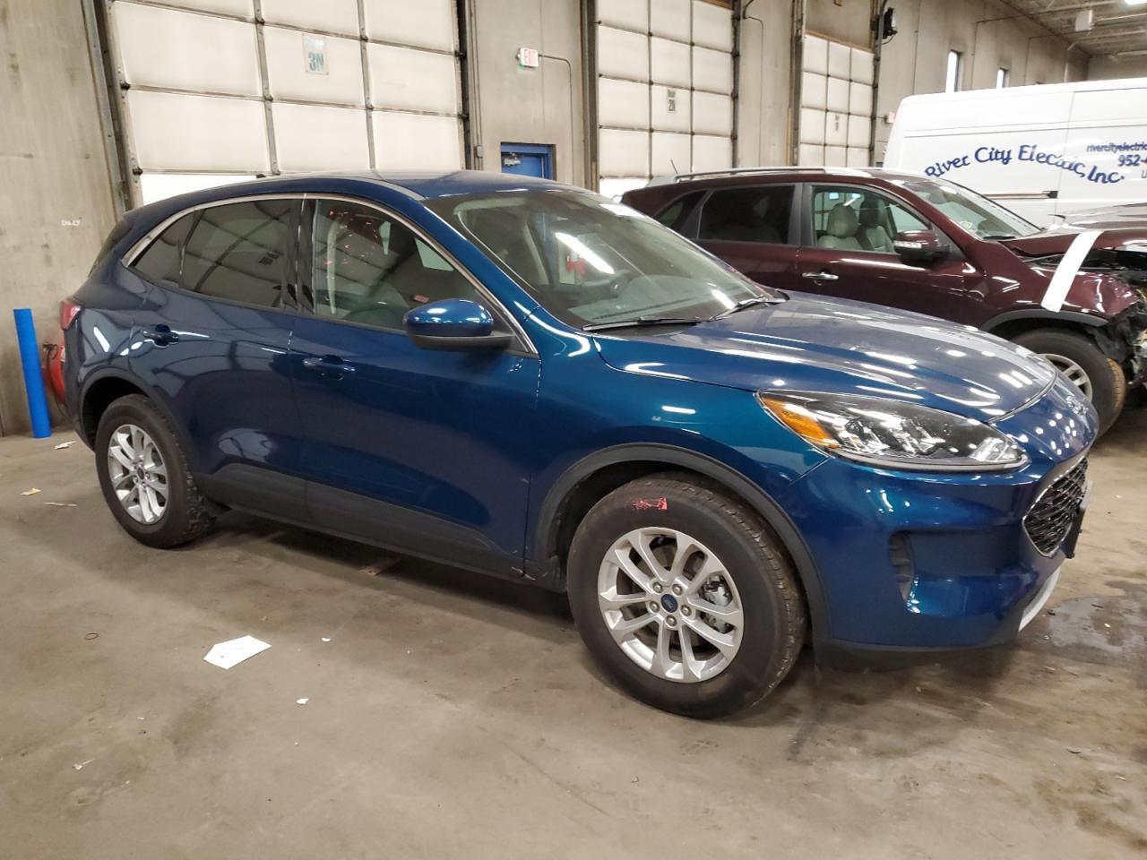 2020 FORD ESCAPE SE - Image 4