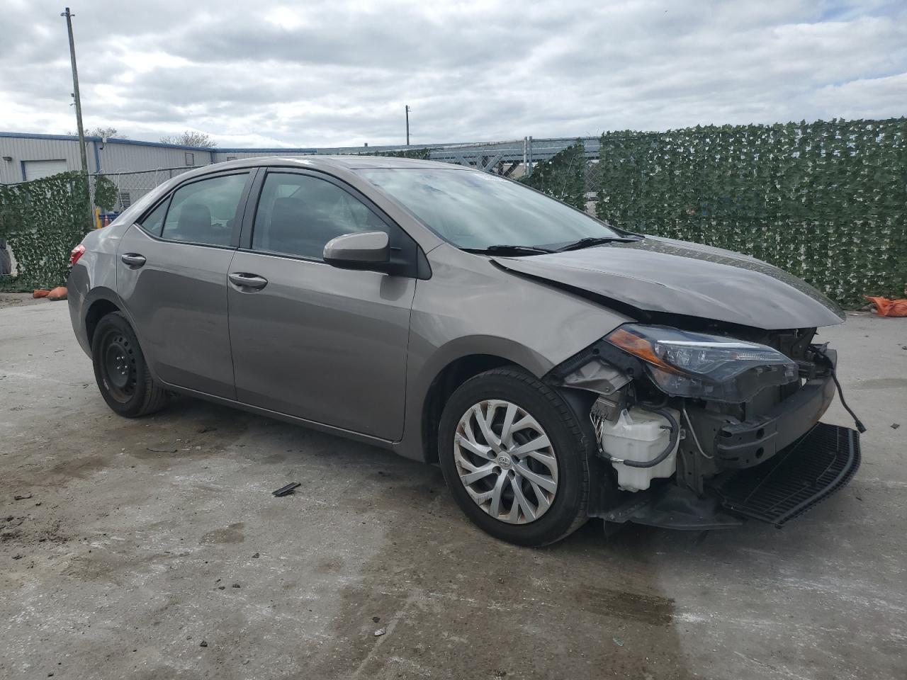 2018 TOYOTA COROLLA L - Image 4