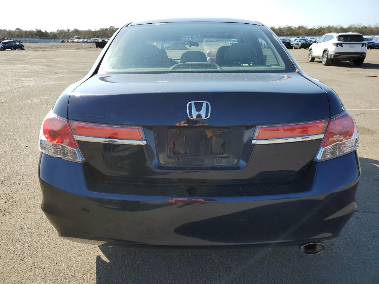 2011 HONDA ACCORD LXP - Фото 6