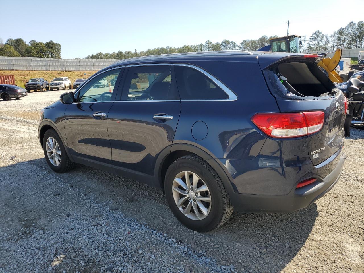 2016 KIA SORENTO LX - Image 2