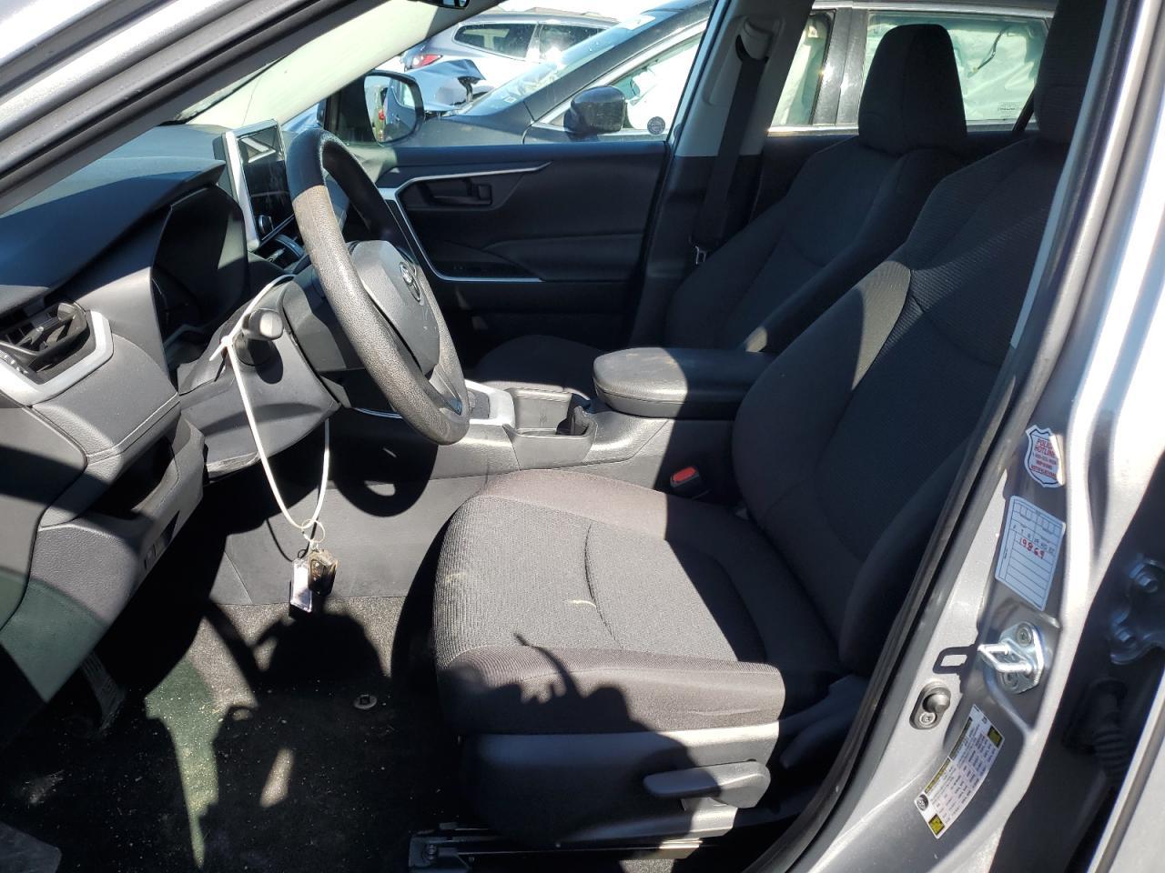 2023 TOYOTA RAV4 LE - Image 7
