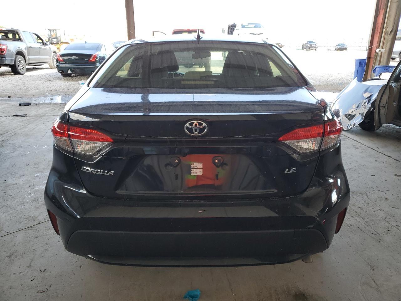 2020 TOYOTA COROLLA LE - Image 6