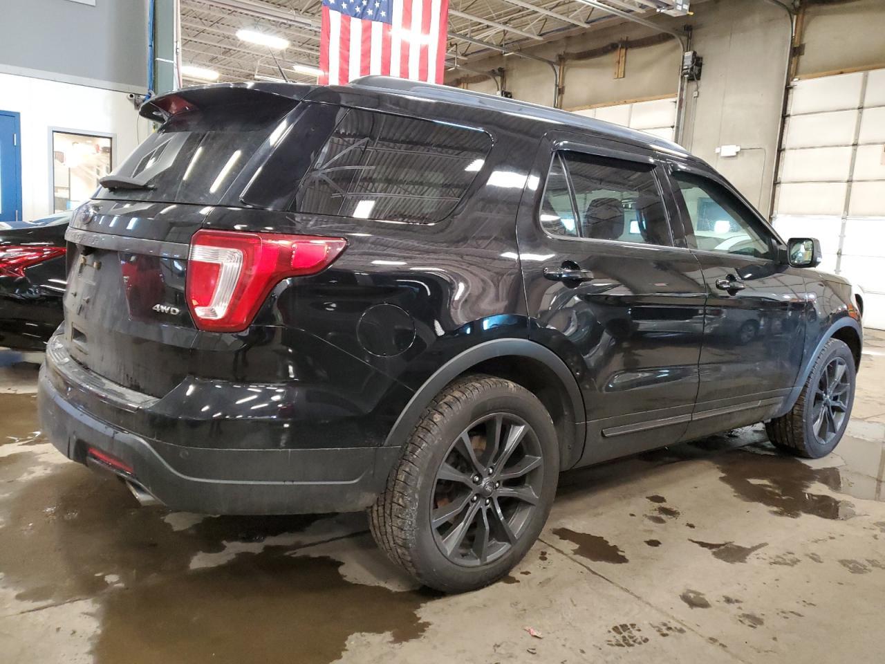 2018 FORD EXPLORER X - Фото 3