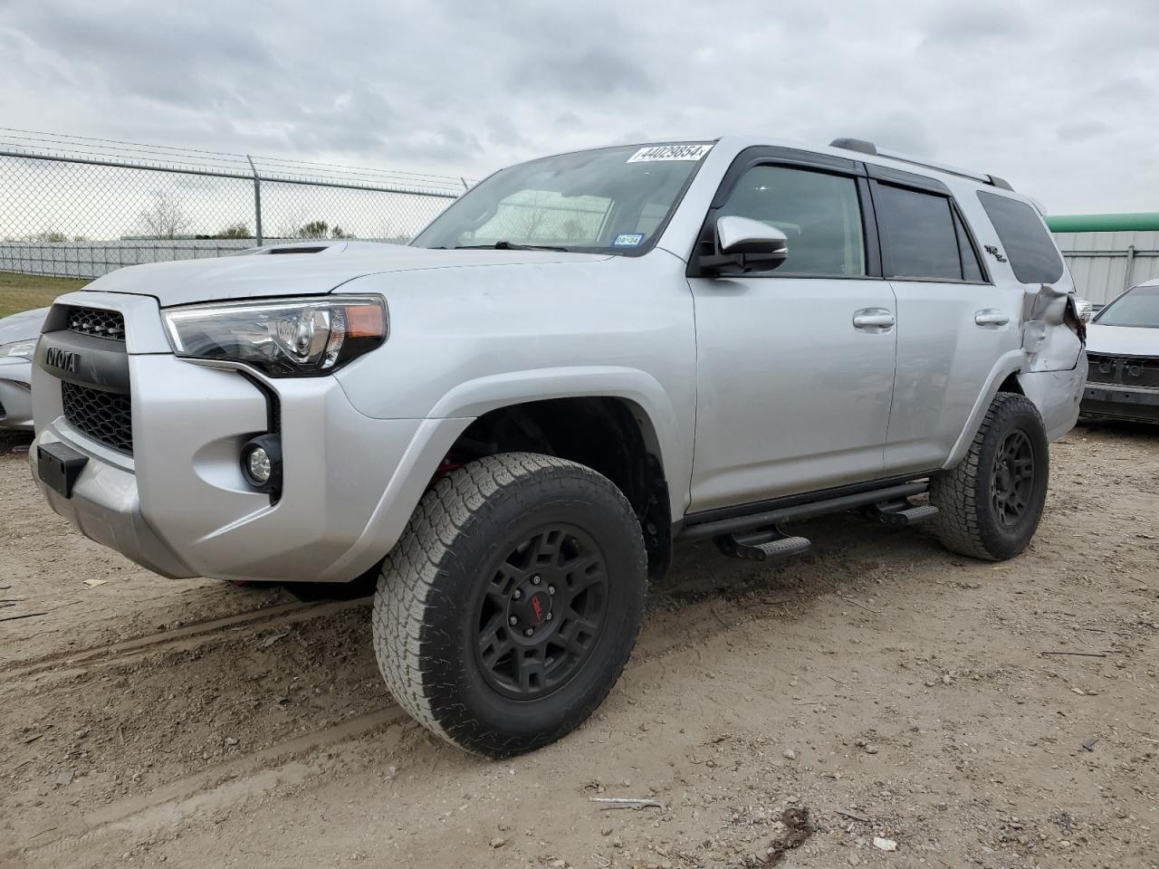 2018 TOYOTA 4RUNNER SR