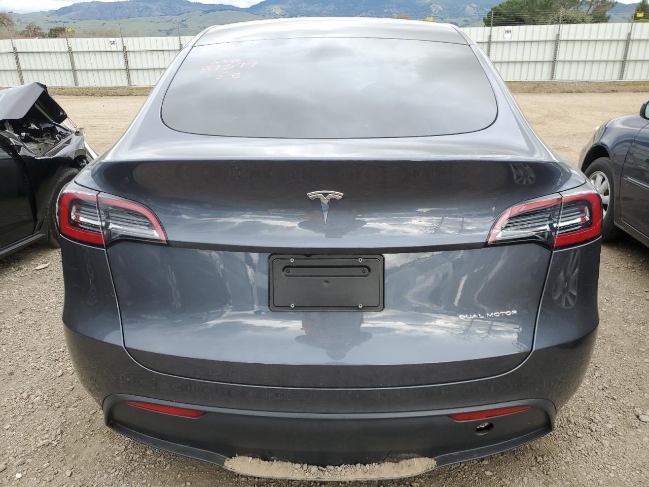 2023 TESLA MODEL Y - Фото 6