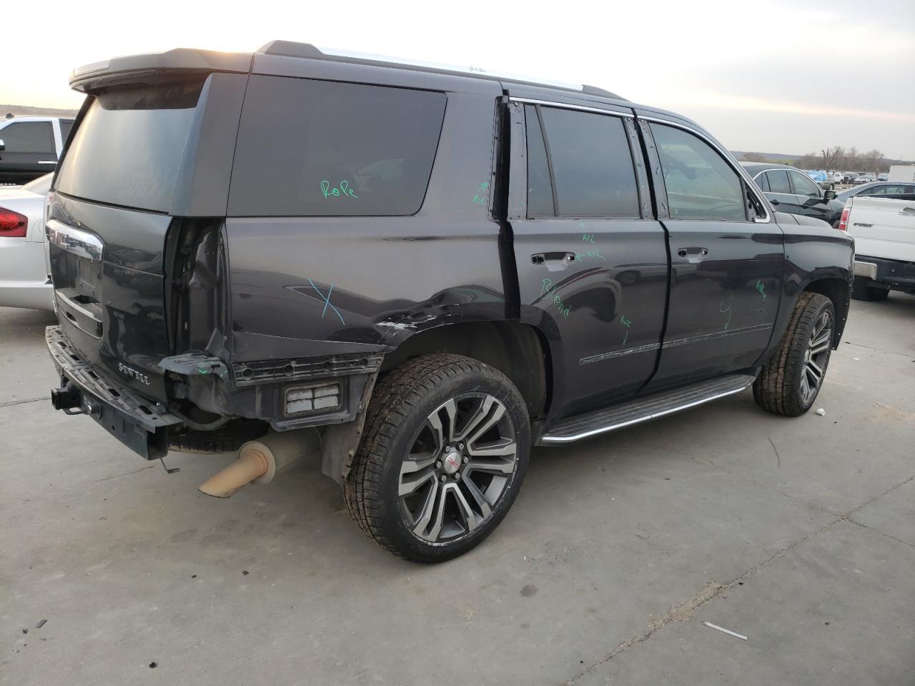 2017 GMC YUKON DENA - Фото 3