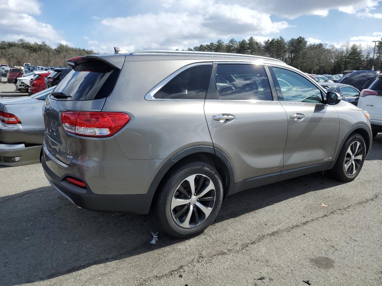 2016 KIA SORENTO EX - Image 3