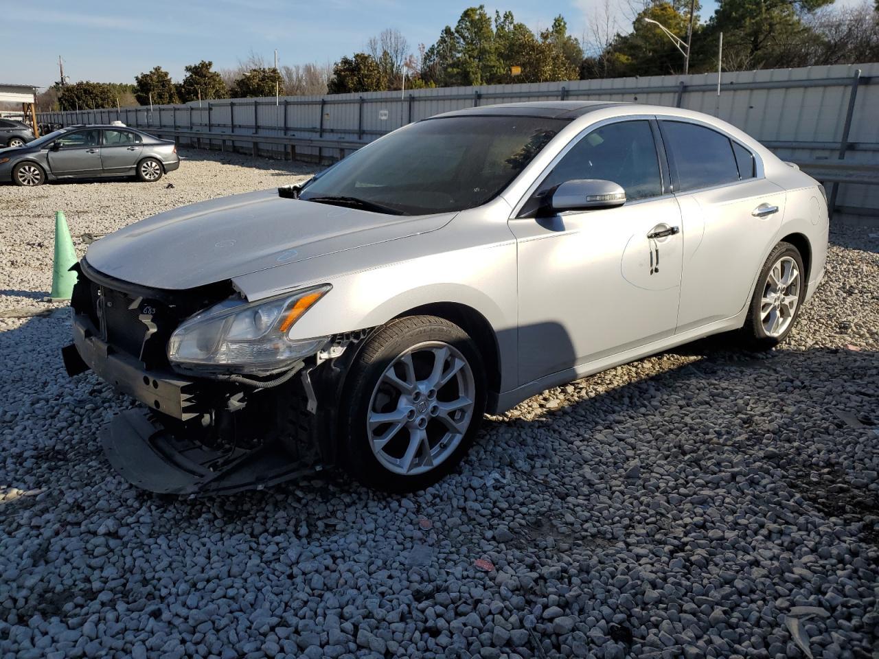 2014 NISSAN MAXIMA S
