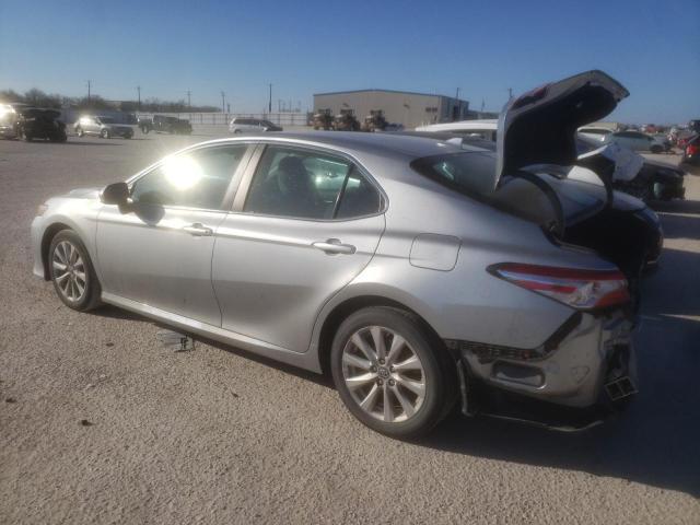 2019 Toyota Camry L - Фото 2