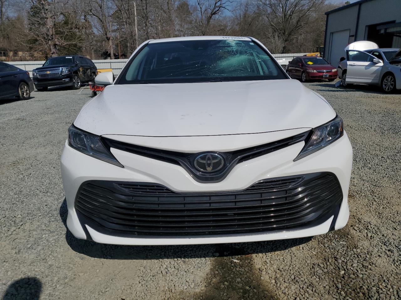 2019 TOYOTA CAMRY L - Image 5