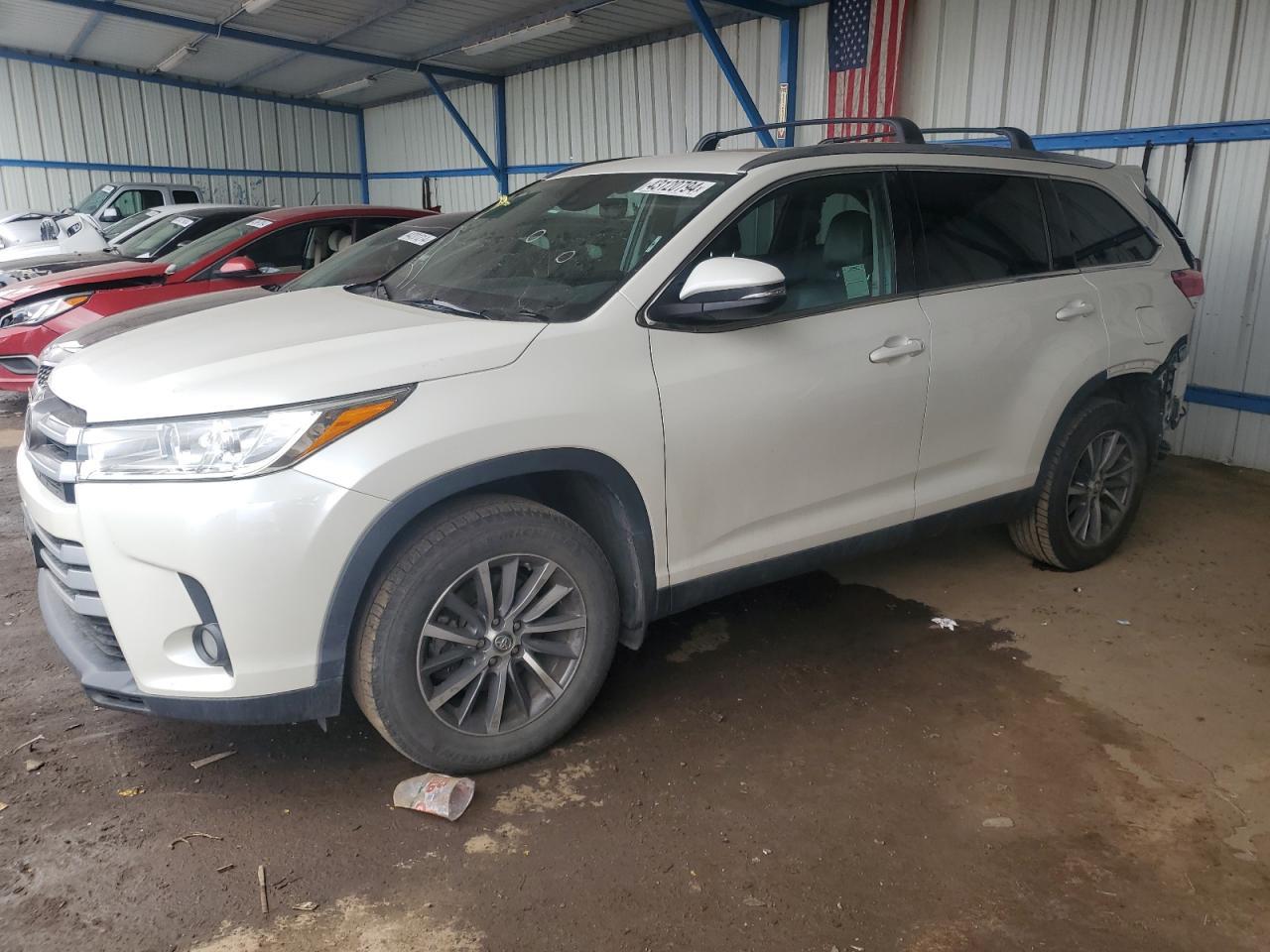 2019 TOYOTA HIGHLANDER