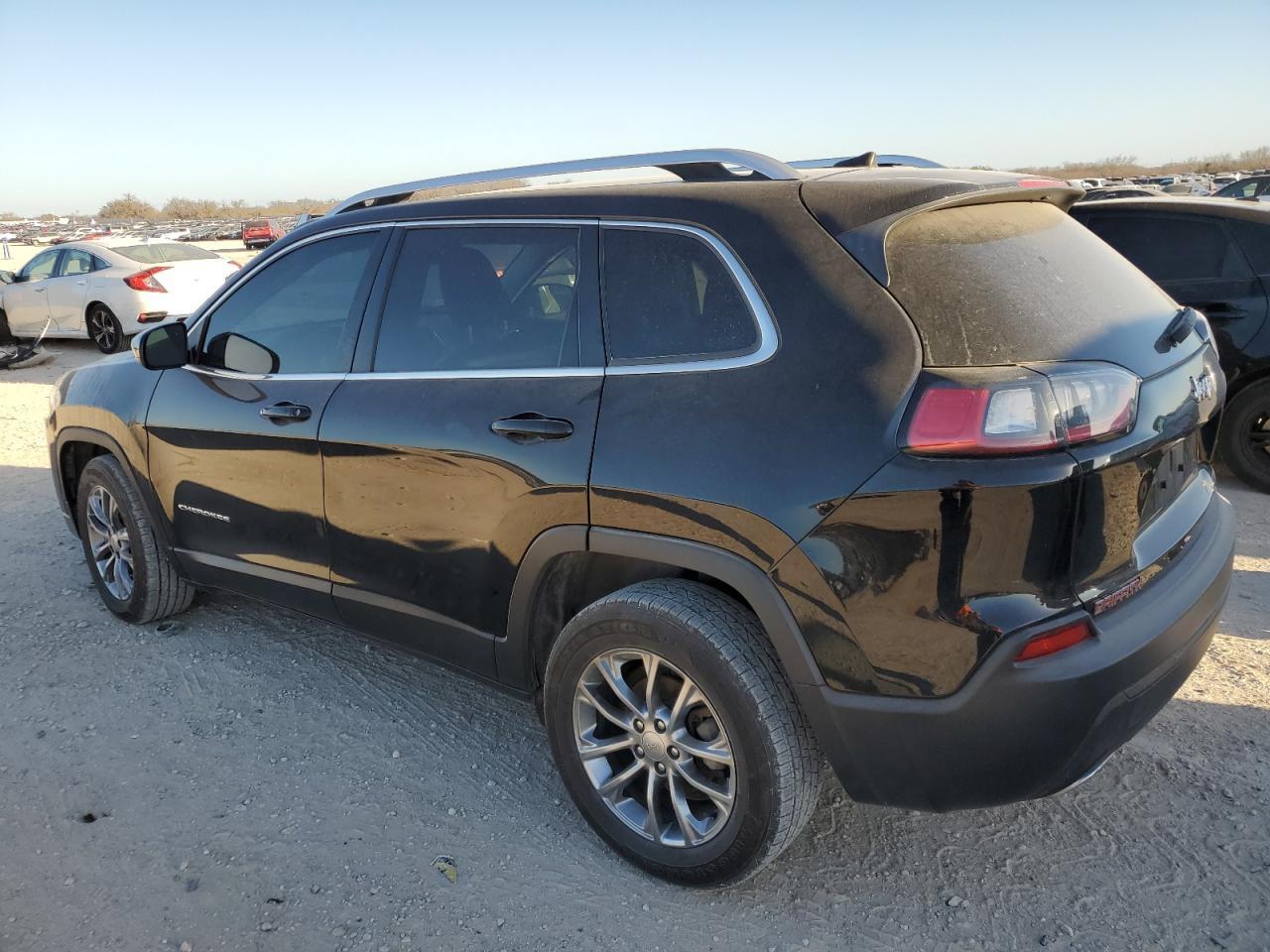 2019 JEEP CHEROKEE L - Image 2