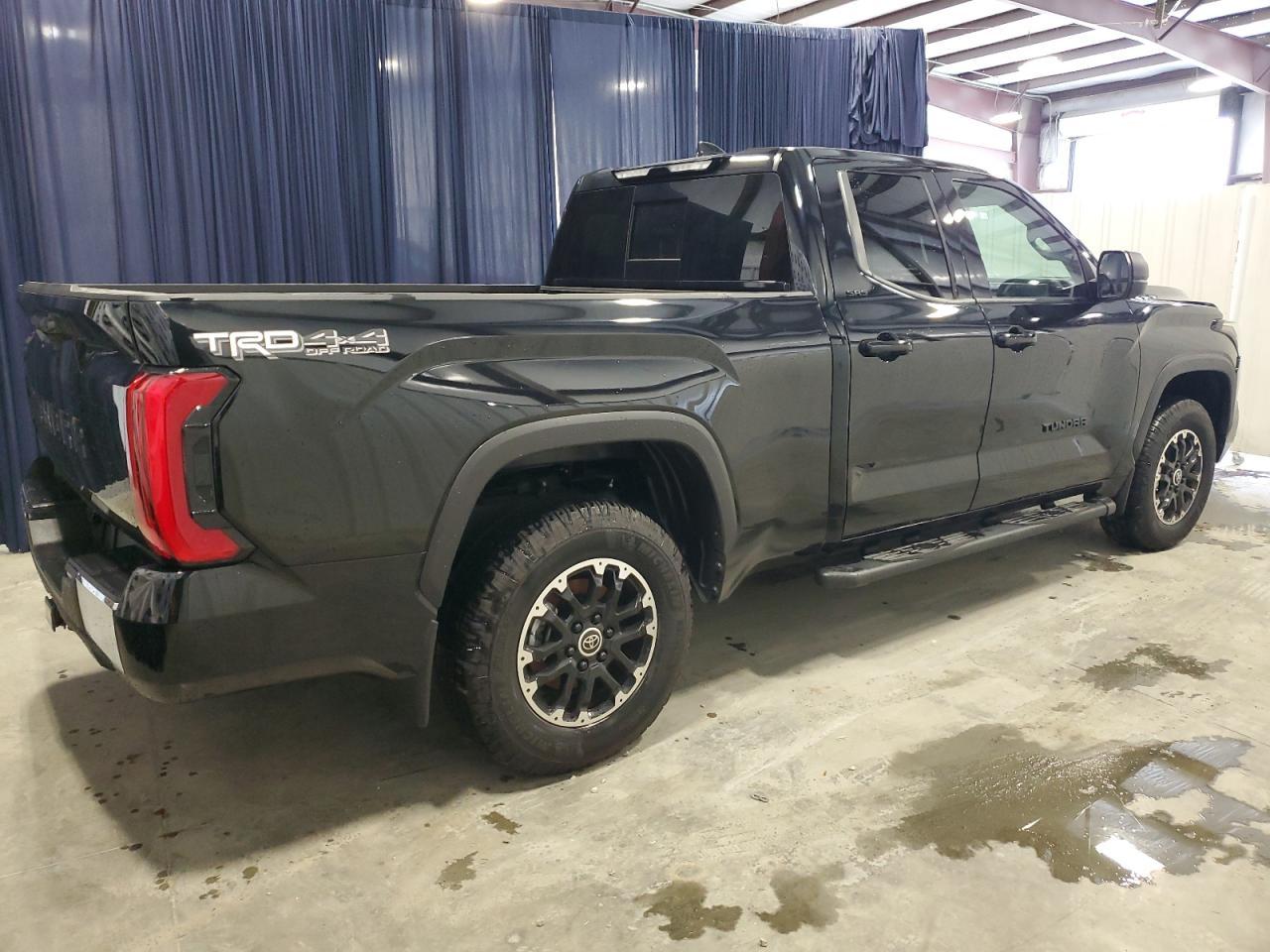 2023 TOYOTA TUNDRA DOU - Фото 3