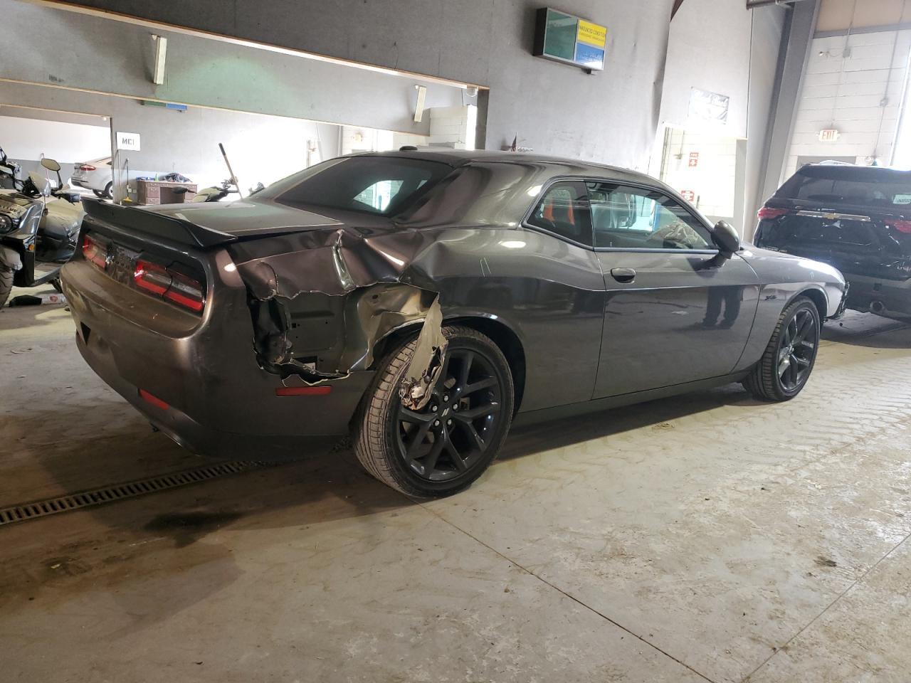 2023 DODGE CHALLENGER - Фото 3