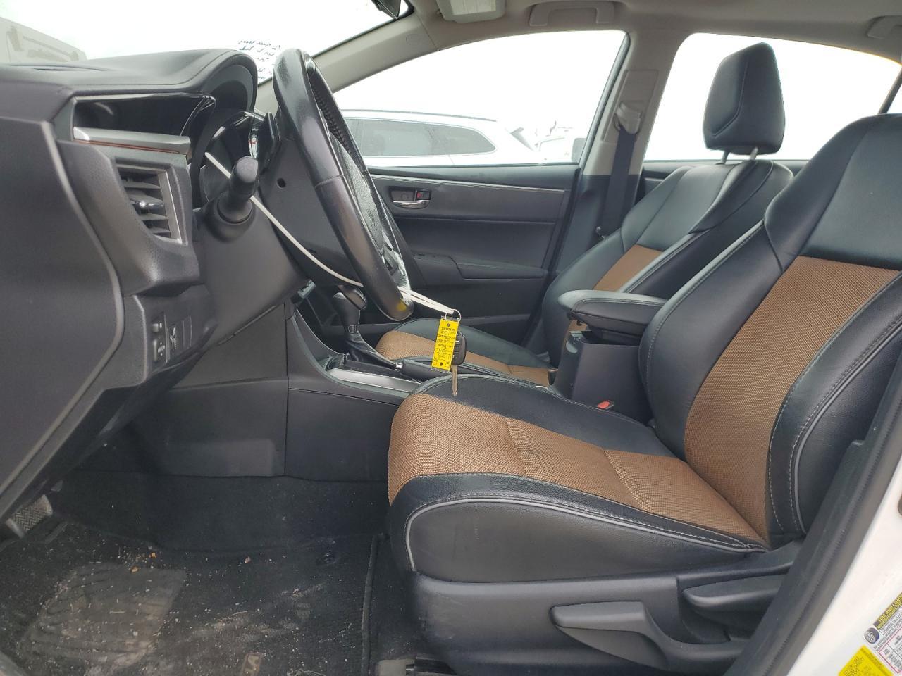 2014 TOYOTA COROLLA L - Image 7