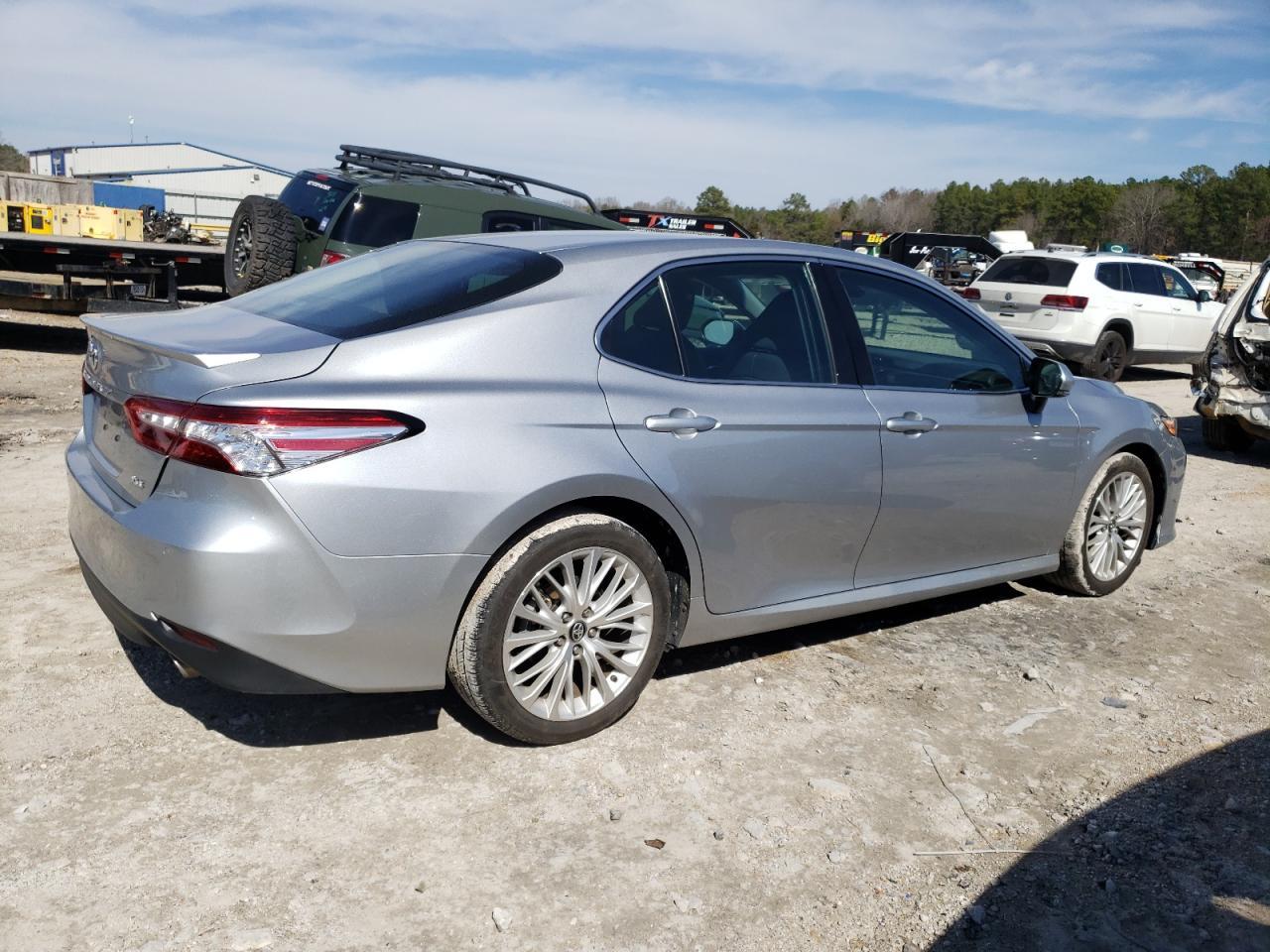 2018 TOYOTA CAMRY L - Image 3