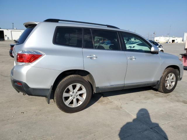 2012 Toyota Highlander Base - Фото 3