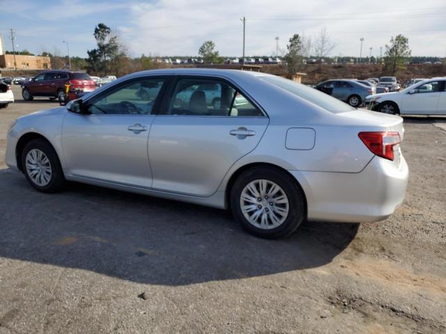 2013 Toyota Camry L - Фото 2