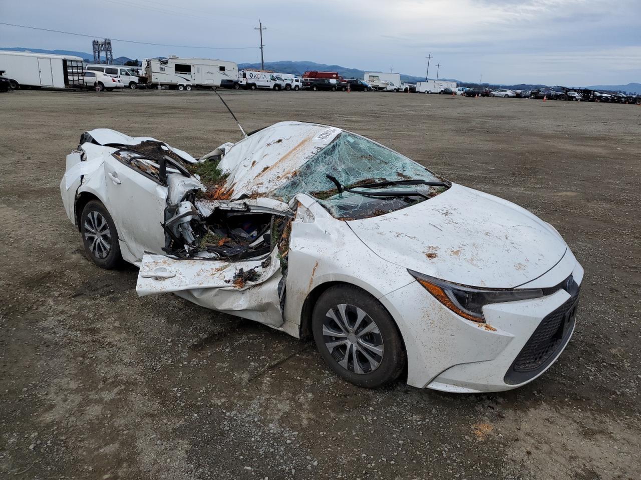 2022 TOYOTA COROLLA LE - Image 4