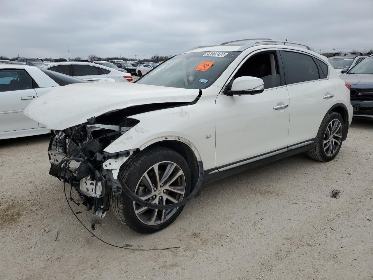 2016 INFINITI QX50 car image