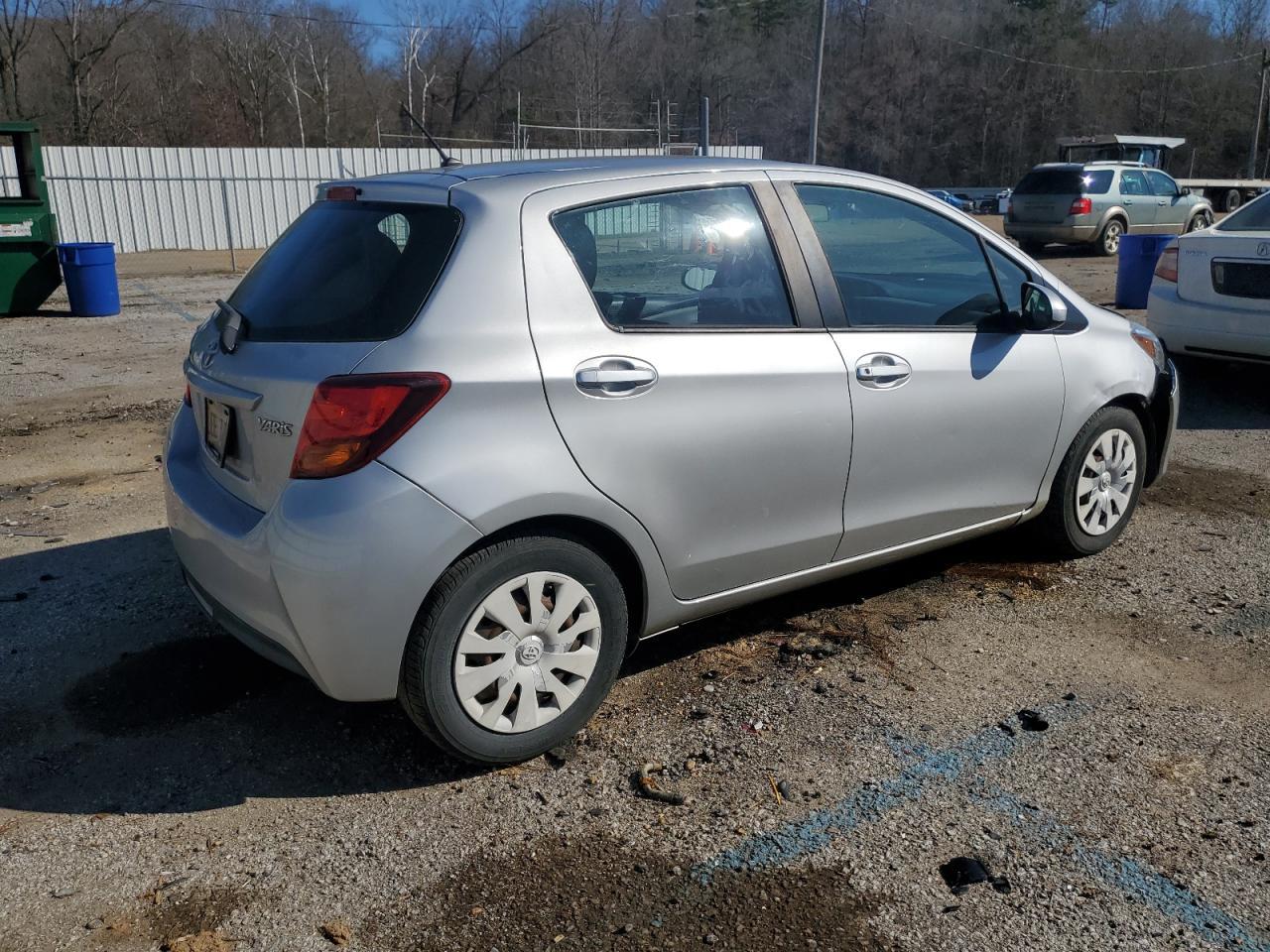 2015 TOYOTA YARIS - Image 3