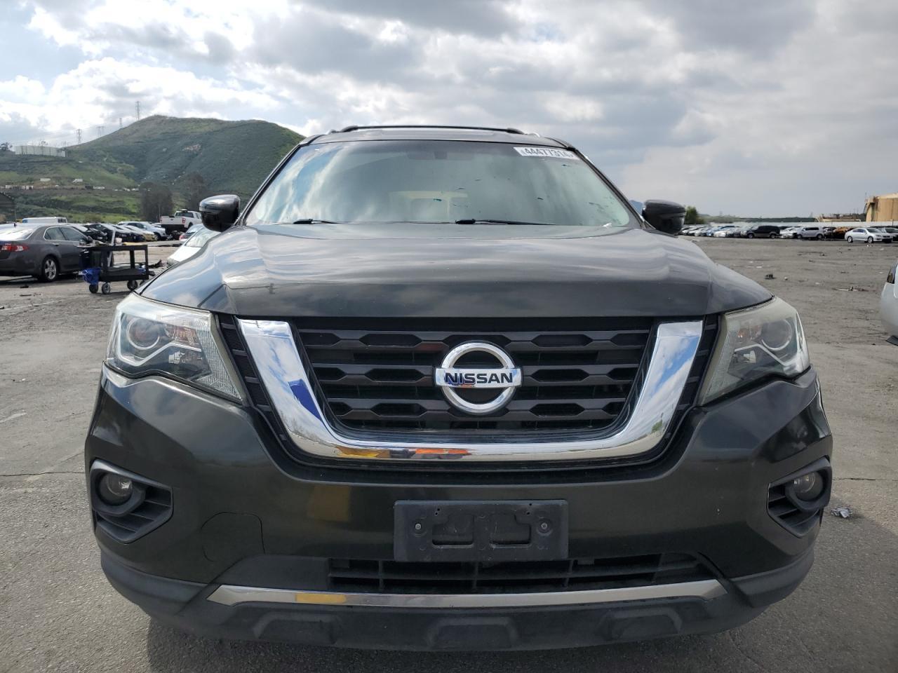 2017 NISSAN PATHFINDER - Фото 5