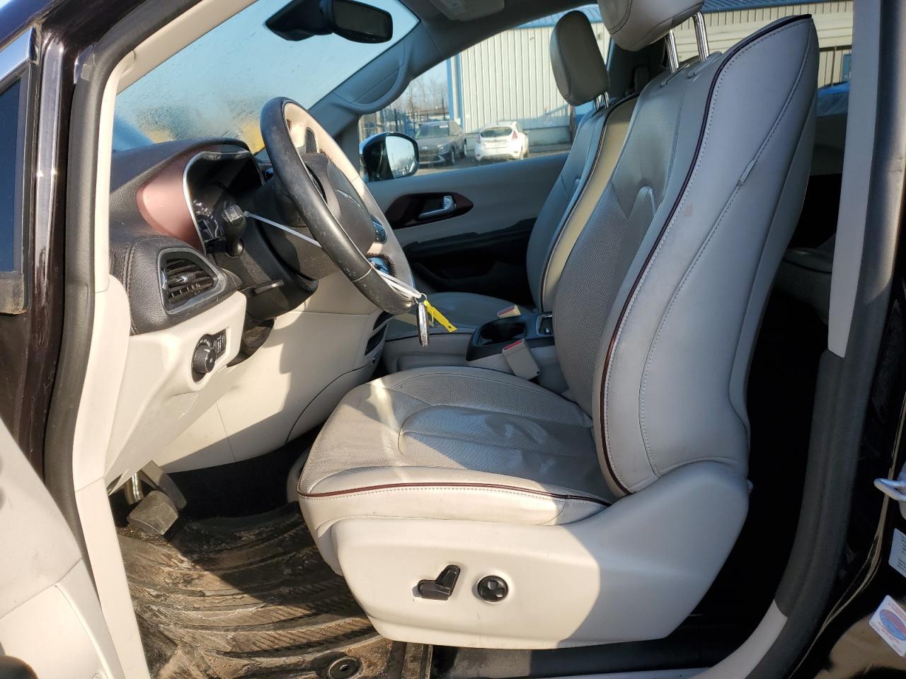 2017 CHRYSLER PACIFICA L - Image 7