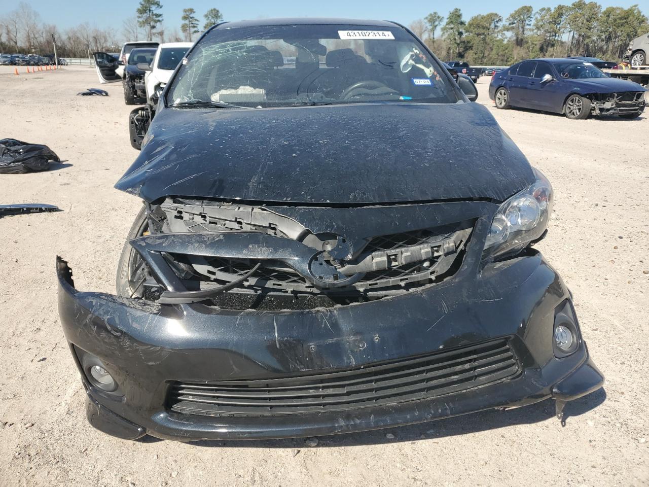 2013 TOYOTA COROLLA BA - Фото 5