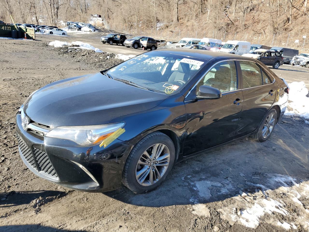2016 TOYOTA CAMRY LE