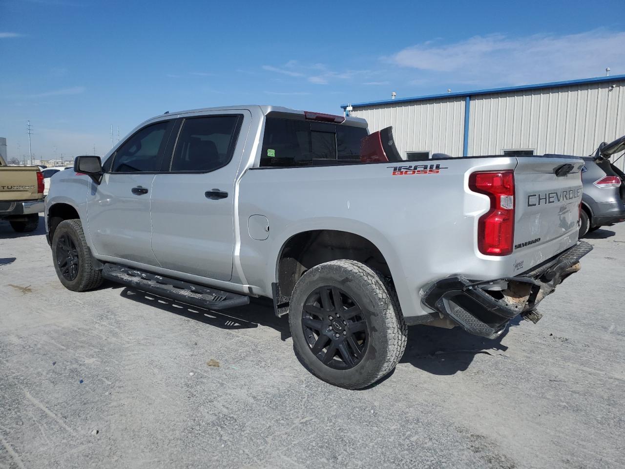 2020 CHEVROLET SILVERADO - Image 2