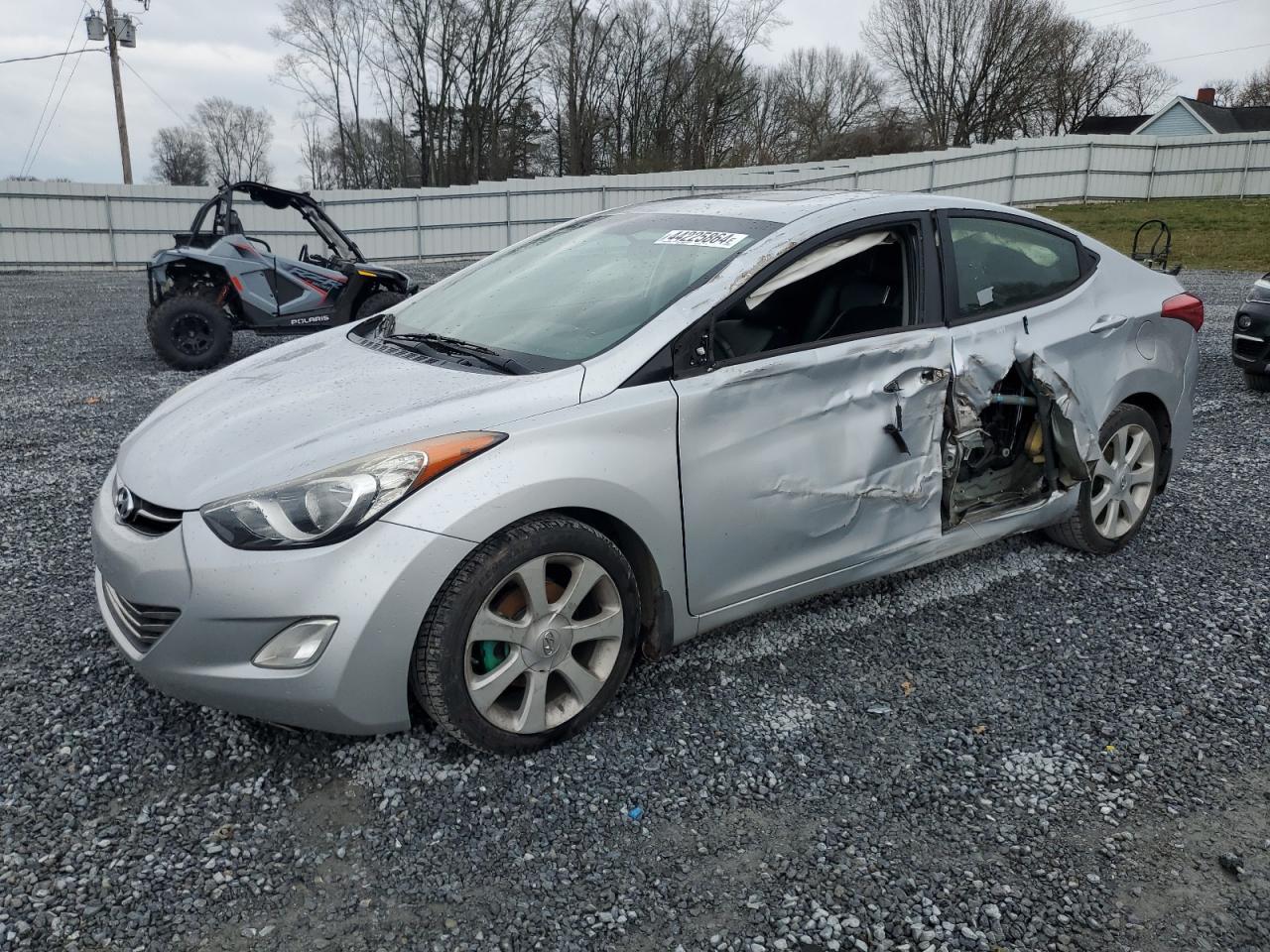 2013 HYUNDAI ELANTRA GL