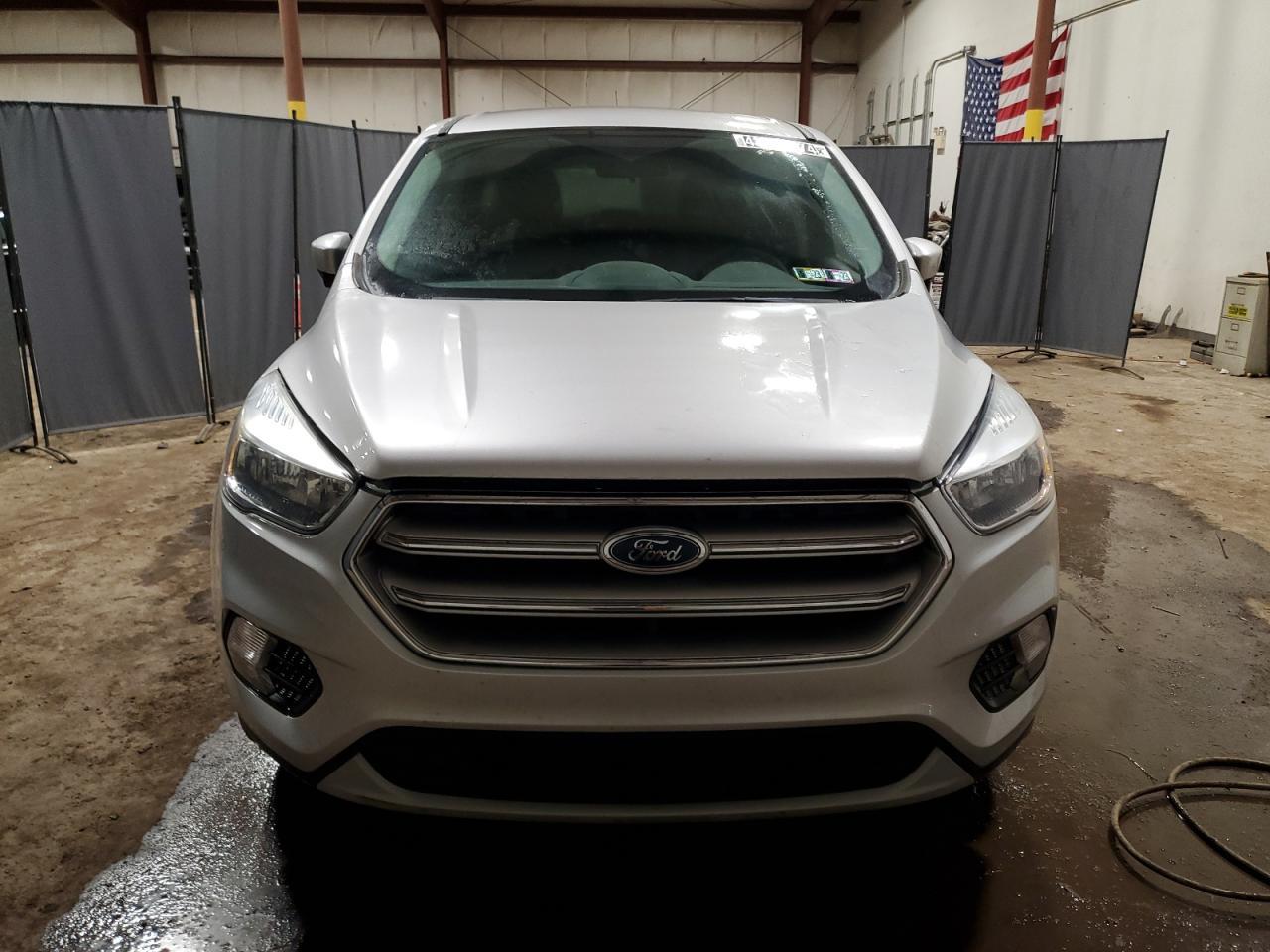 2017 FORD ESCAPE SE - Фото 5