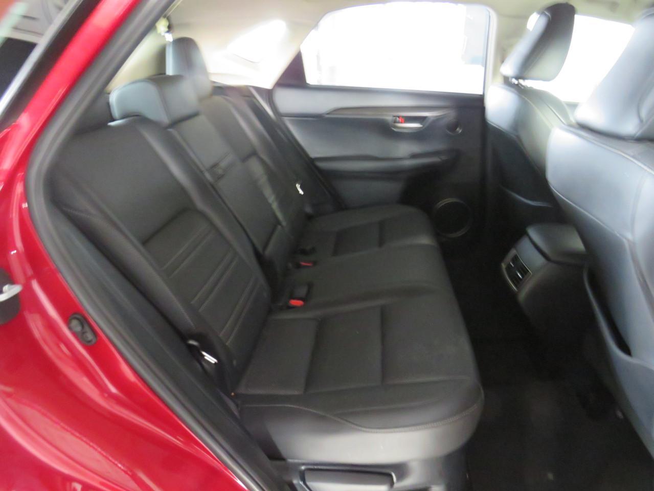 2016 LEXUS NX 300H - Фото 6